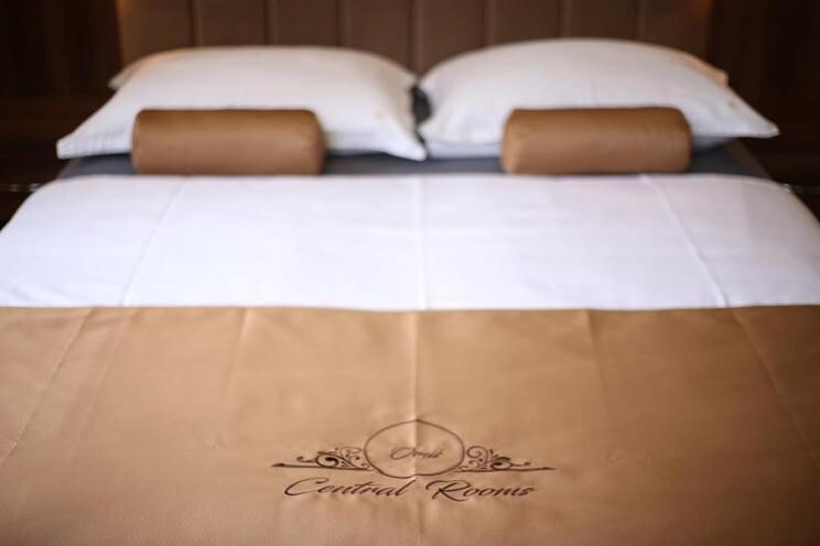 Central Luxury Rooms Омиш Экстерьер фото